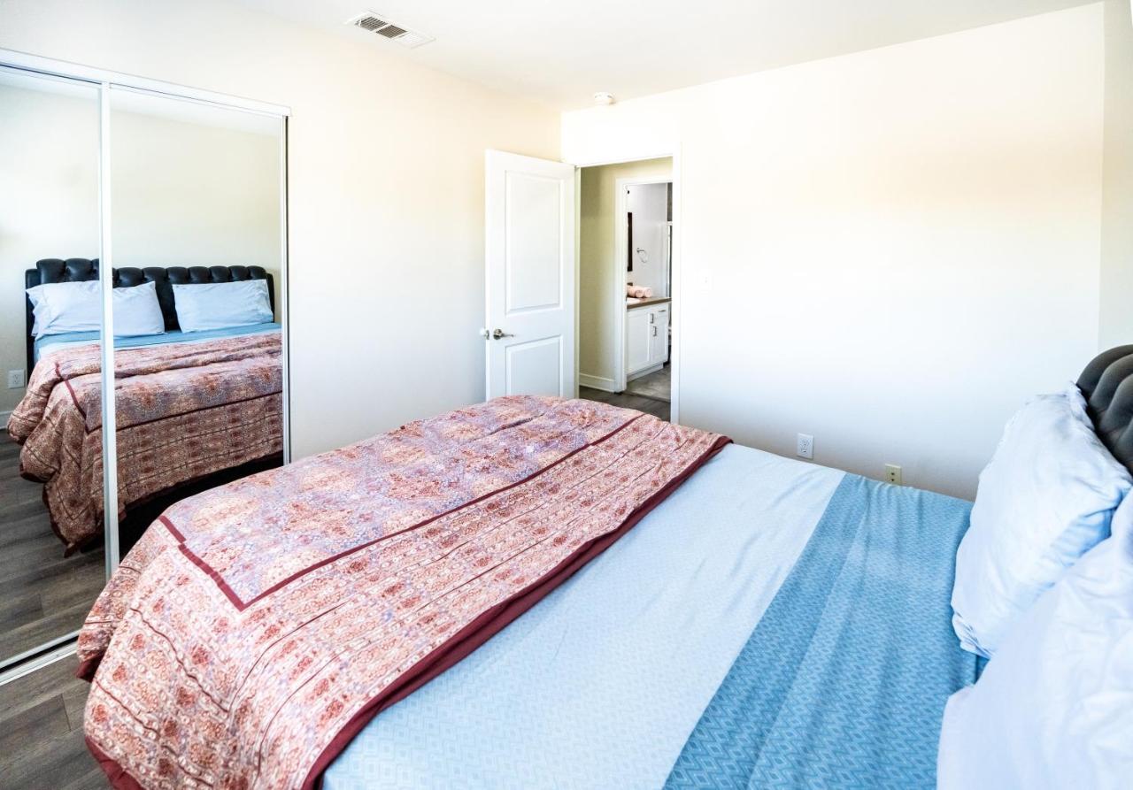 Spacious 5 Bedroom 3 Bath Modern Home By Downtown La With Parking Los Angeles Exteriér fotografie