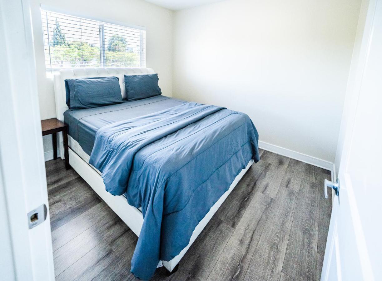 Spacious 5 Bedroom 3 Bath Modern Home By Downtown La With Parking Los Angeles Exteriér fotografie